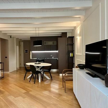 Suite Moroni Apartment แบร์กาโม ภายนอก รูปภาพ